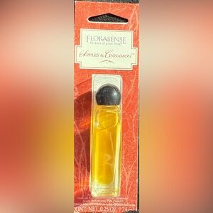 NEW Florasense Room‎ Parfum Potpourri Refresher Oil Apples & Cinnamon 0.25 FL OZ